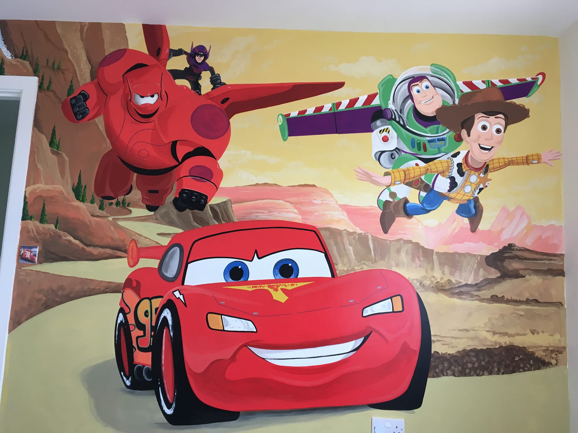Big Hero 6, Buzz Lightyear, Woody, Toy story, Lightning Mcqueen, Cars, Pixar, disney wall murals